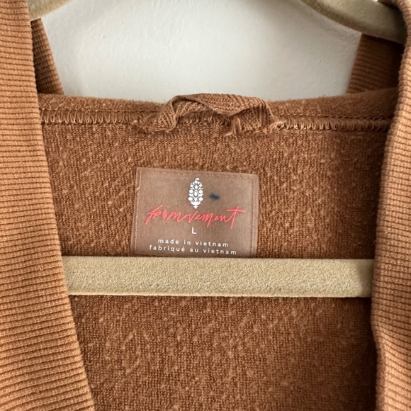 FP Movement • Grand Slam Hoodie‎ in Agave Brown - Picture 3 of 8